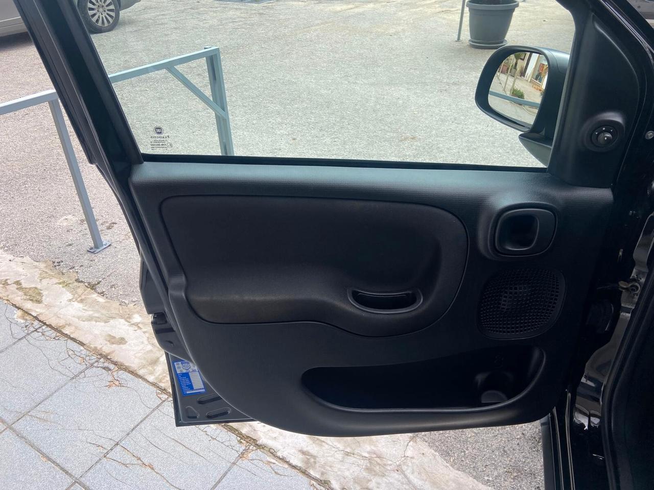 Fiat Panda 1.0HYBRID 70CV IVA ESPOSTA