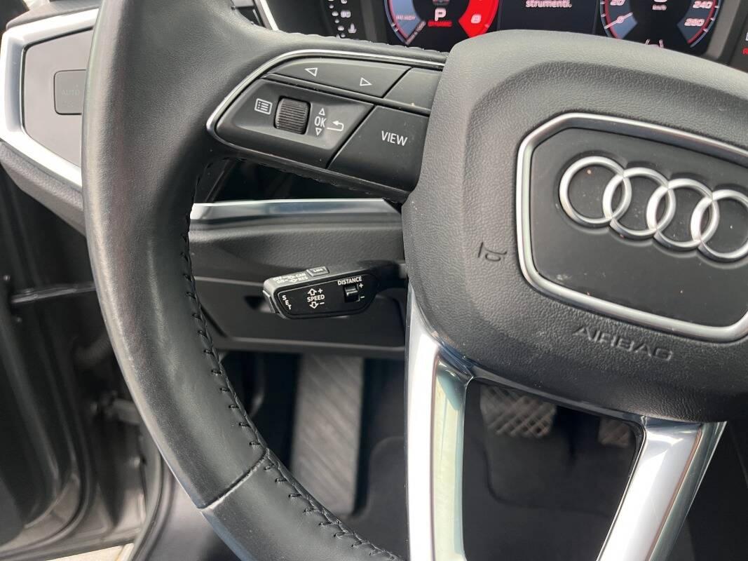 Audi Q3 35 1.5 tfsi mhev Business s-tronic