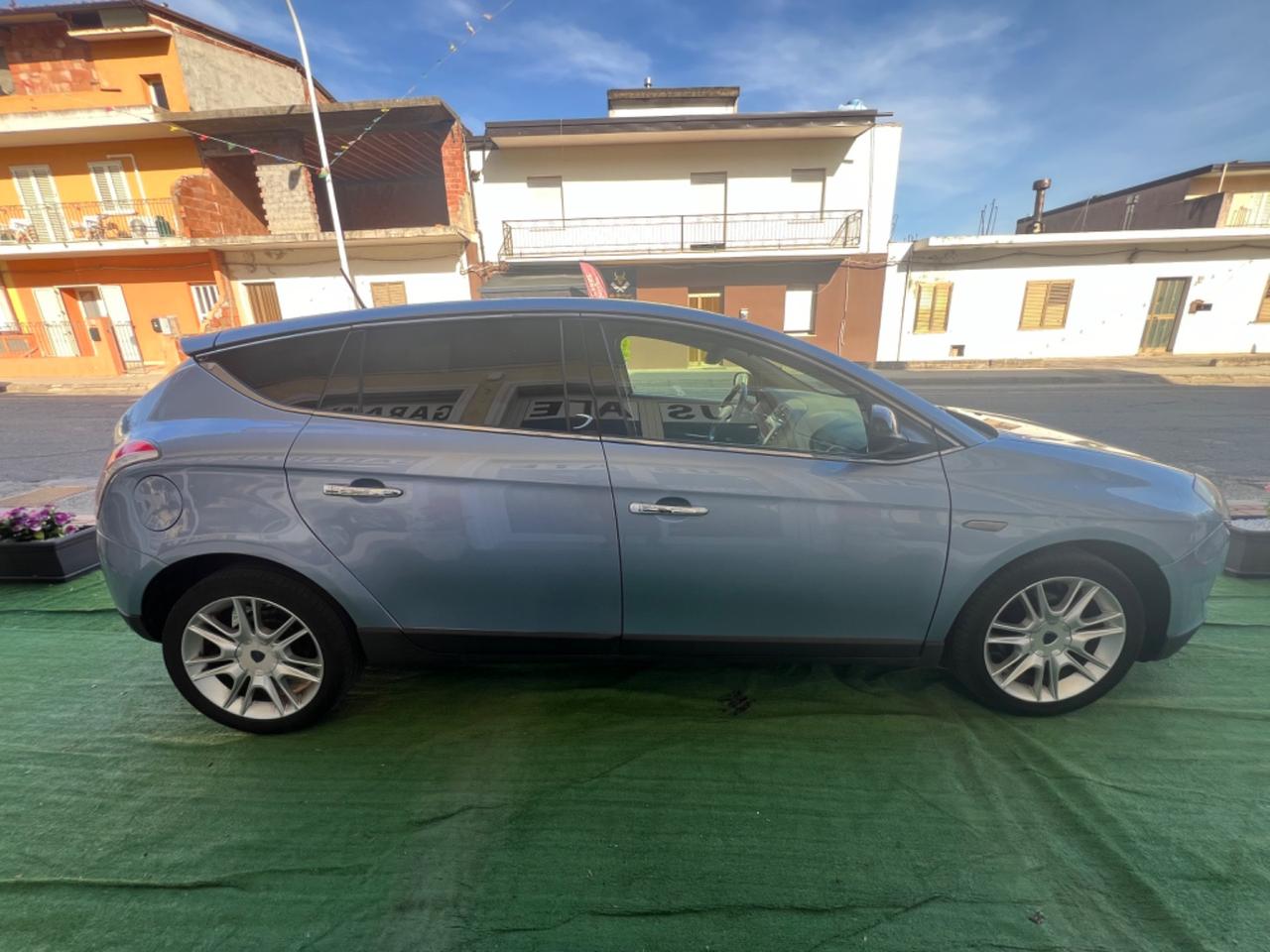 Lancia Delta 1.6 MJT DPF Platino