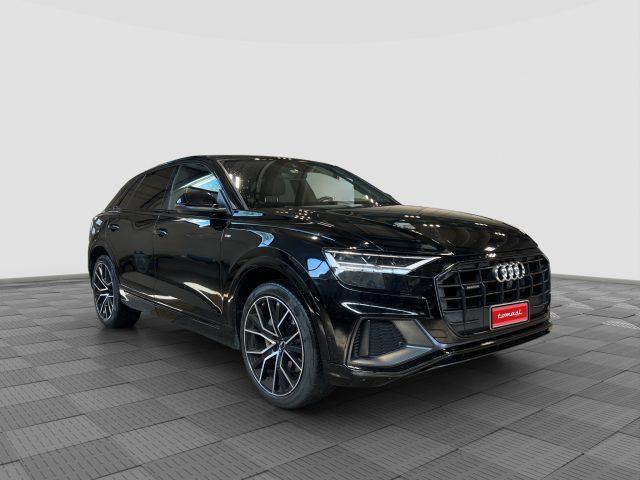 AUDI Q8 Q8 50 TDI 286 CV quattro tiptronic Sport