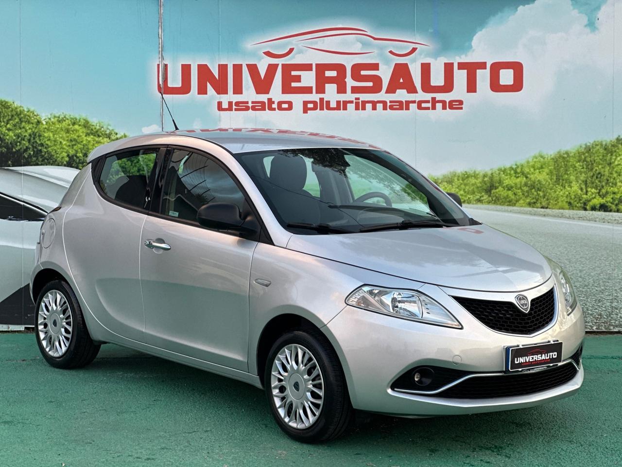 Lancia Ypsilon 1.2 Benzina 69cv Silver 2016