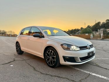 Volkswagen Golf/1.6 TDI 90CV/CAR PLAY/CERCHI 17"/NEOPATENTATI