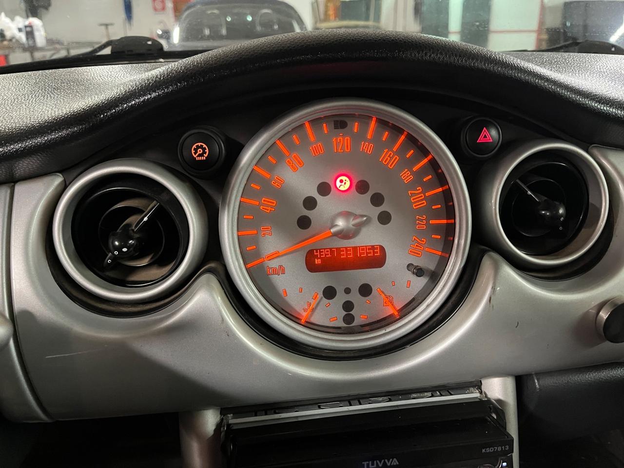 Mini 1.6 16V Cooper