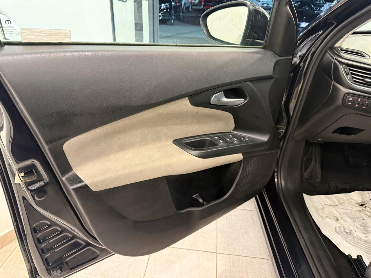 Fiat Tipo 1.6 Mjt S&S DCT Lounge 2017