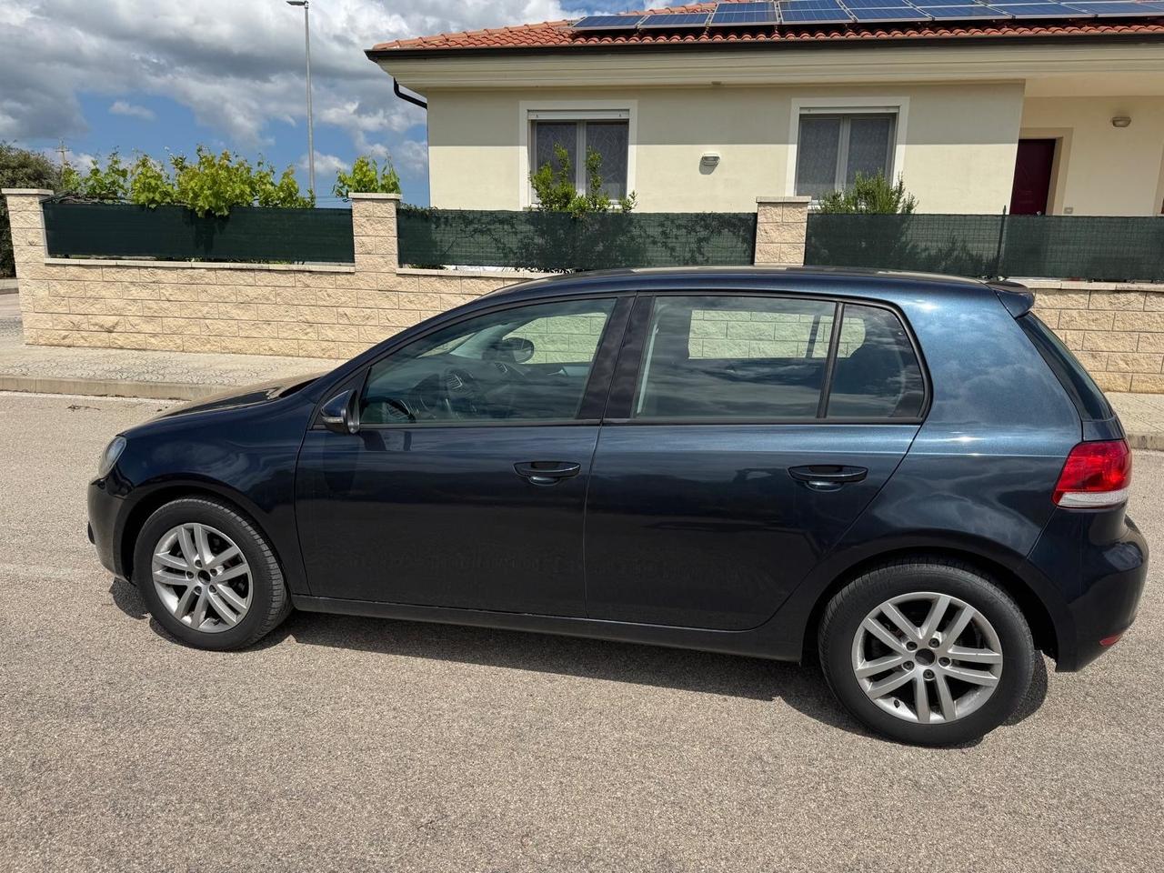 Volkswagen Golf 1.6 TDI DPF 5p. Highline