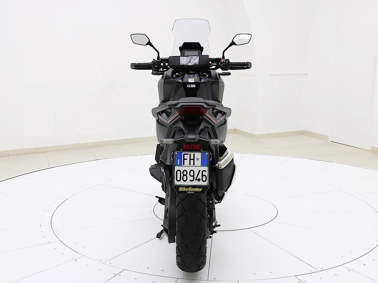 HONDA X-ADV 750 DCT