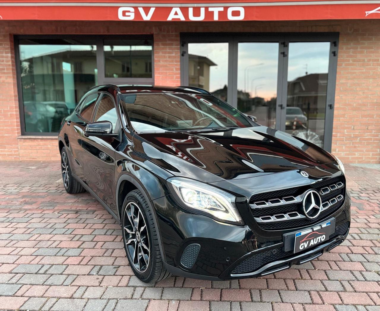 Mercedes GLA Night Edition