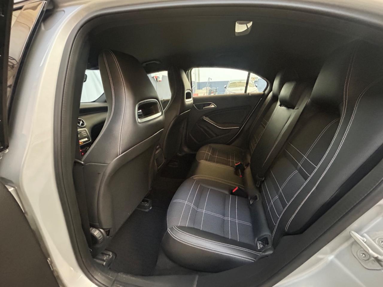 Mercedes-benz A 180 d Automatic Premium