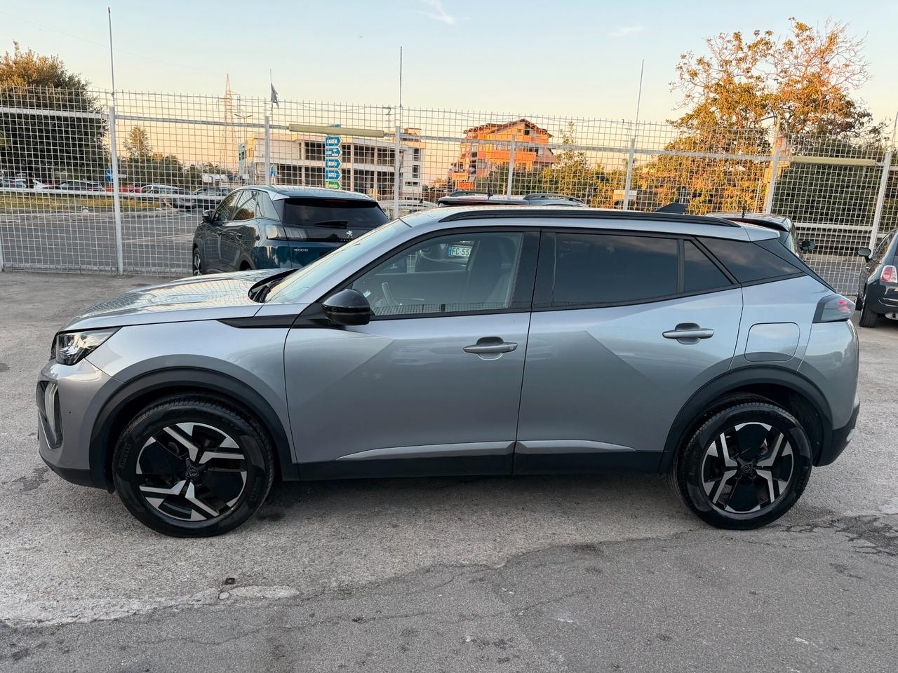 Peugeot 2008 PureTech 100 S&S Allure