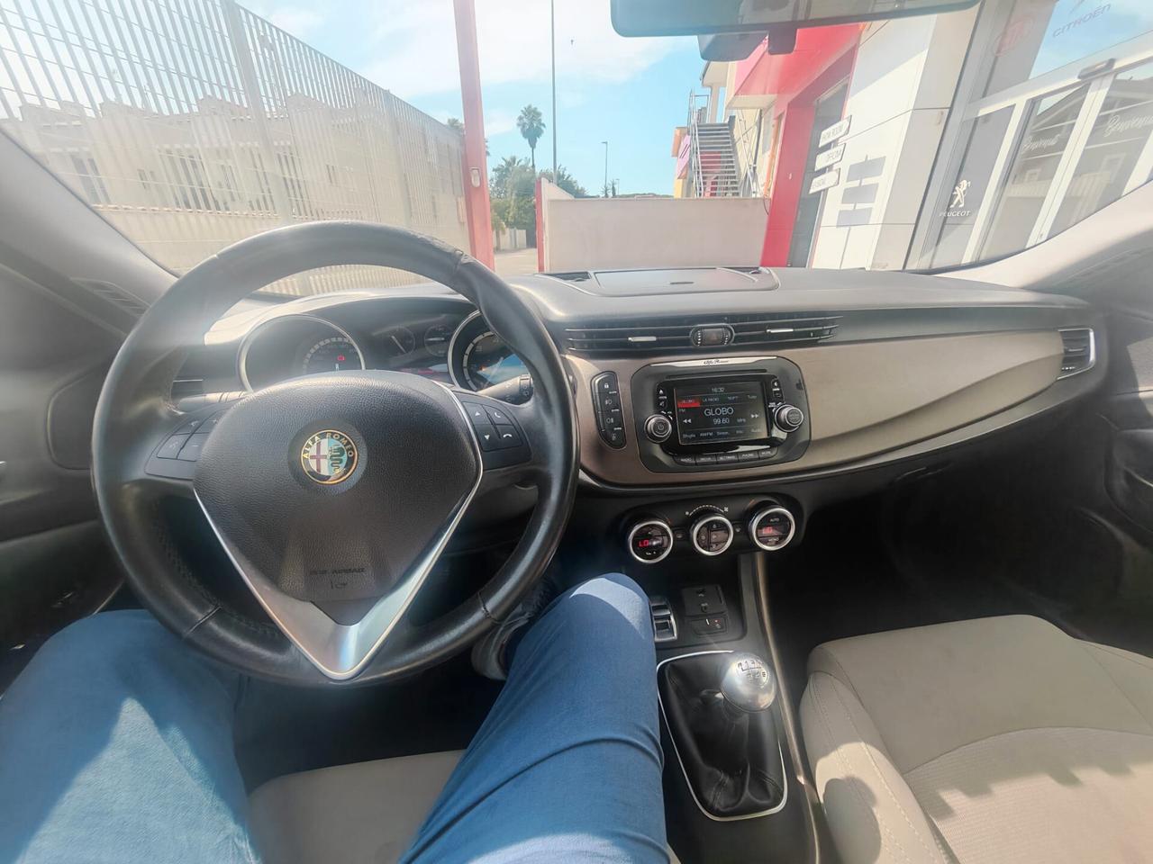 Alfa Romeo Giulietta 1.6 JTDm-2 120 CV Distinctive
