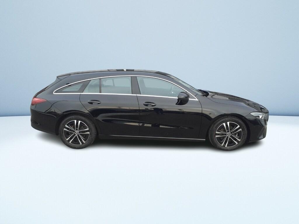 Mercedes CLA Shooting Brake 180 D Advanced 8G-DCT