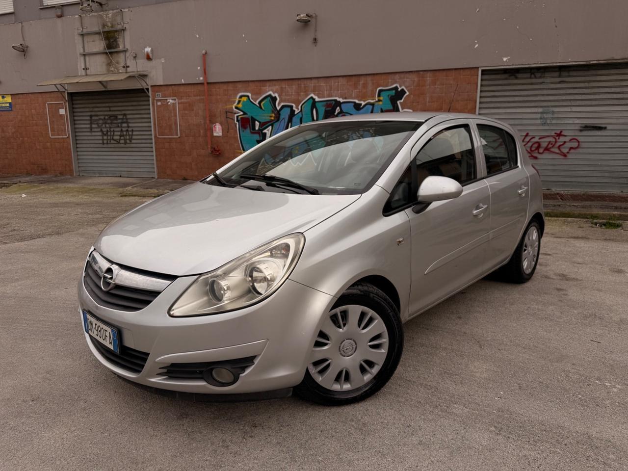 Opel Corsa Restayling 1.2 benz 5 porte Full Perfetta