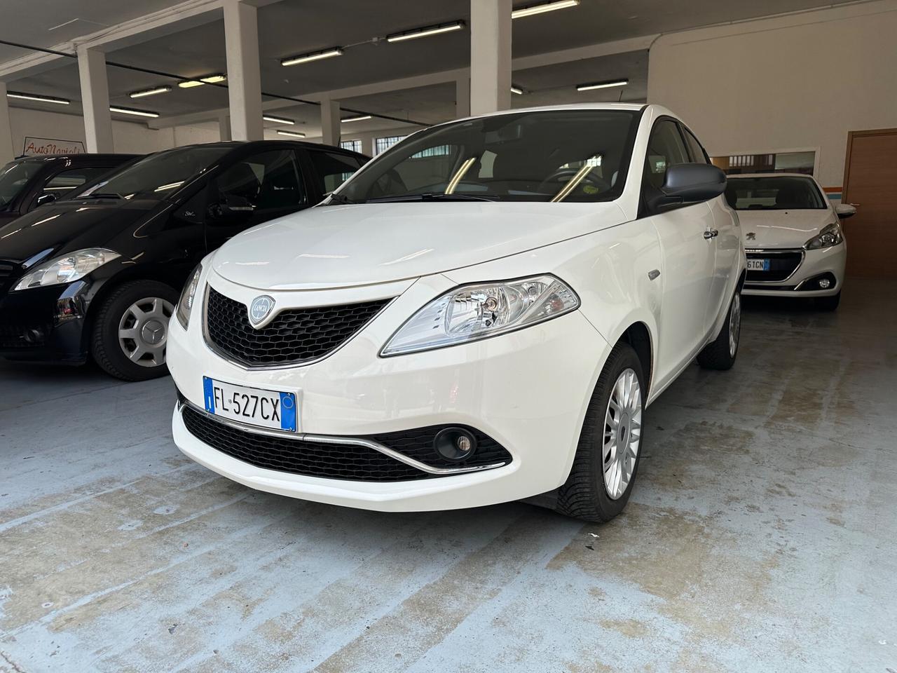 Lancia Ypsilon 1.2 69 CV 5 porte Silver - solo 45000km