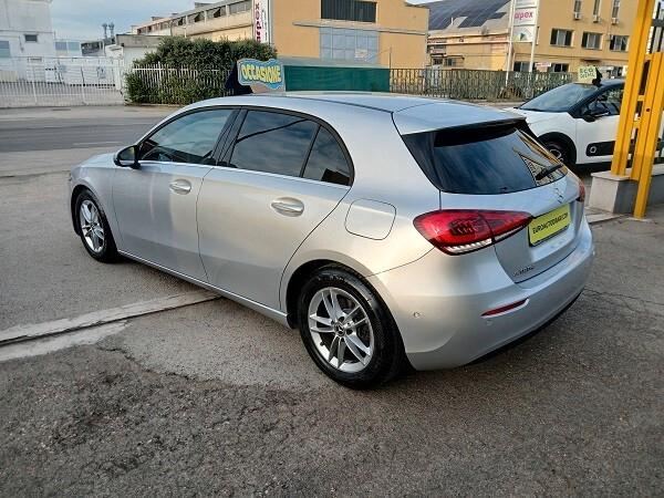 MERCEDES CLASSE 1.5 DIESEL 116 CV BUSINESS AUTOMATICO