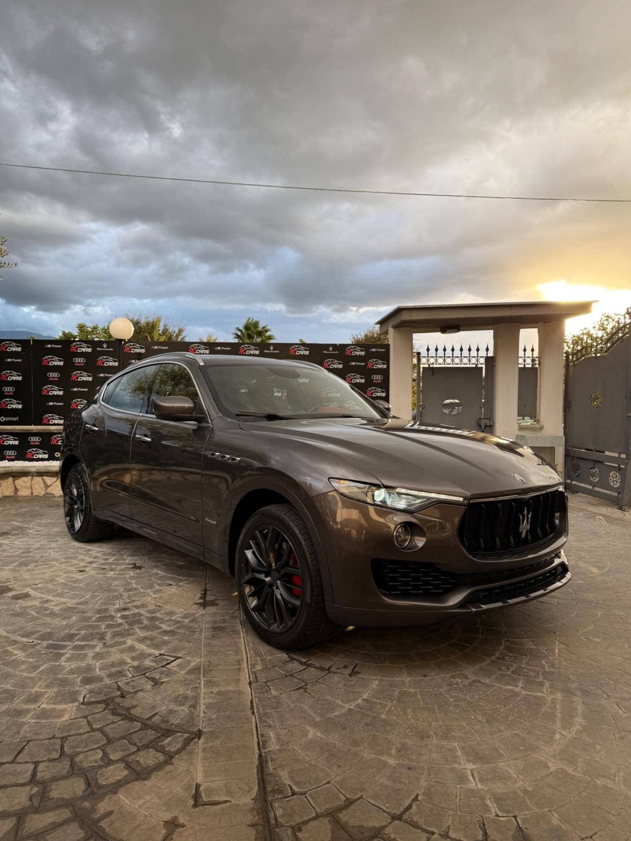 Maserati Levante V6 Diesel 275 CV AWD