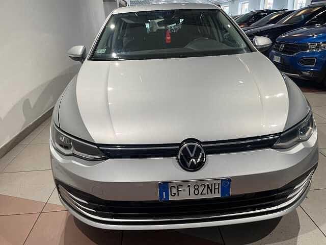 Volkswagen Golf 8ª serie 1.0 eTSI EVO DSG Life