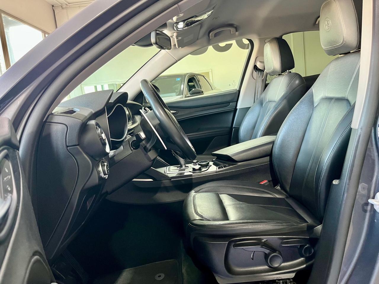 Alfa Romeo Stelvio 2.2 TDI 210 CV AT8 Q4 Executive GANCIO TRAINO UNICO PROP.