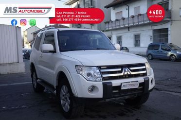 Mitsubishi Pajero Mitsubishi Pajero 3.2 DI-D 16V aut. 3p. Instyle DPF GANCIO TRAINO Unicoproprietario