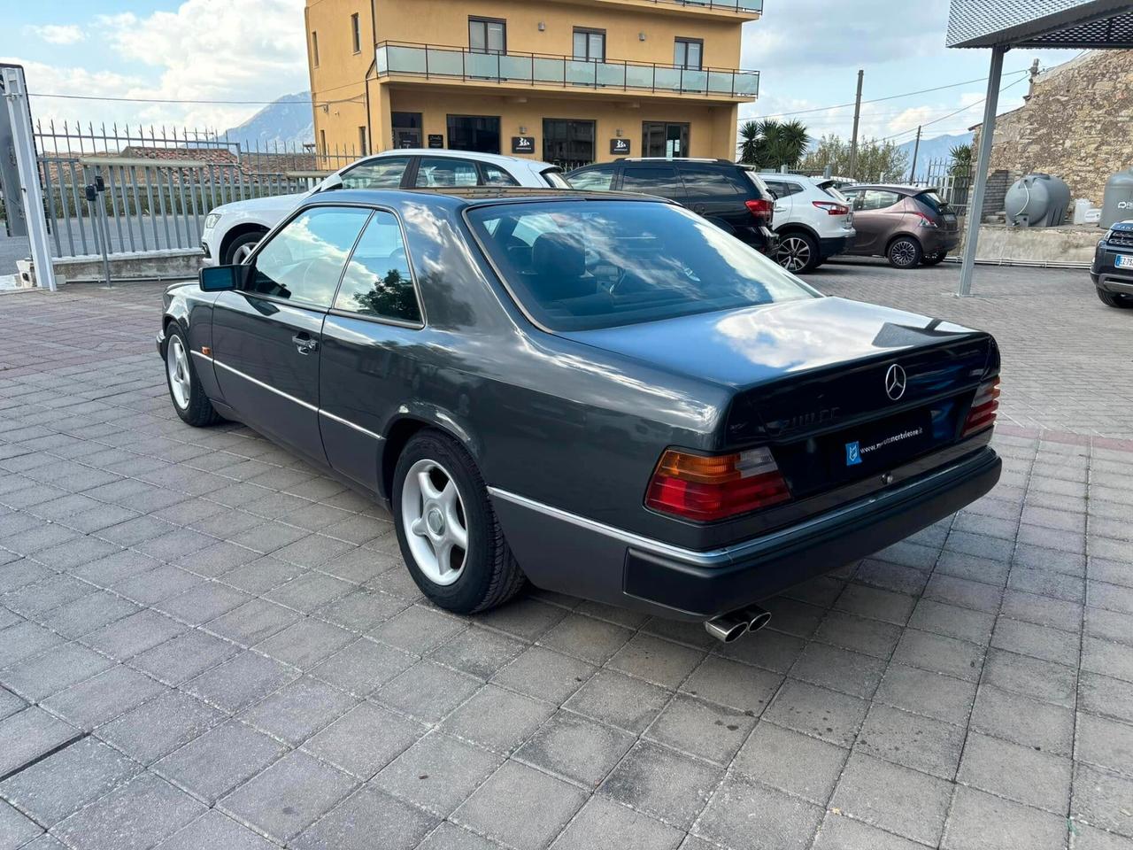 Mercedes-benz CE 200
