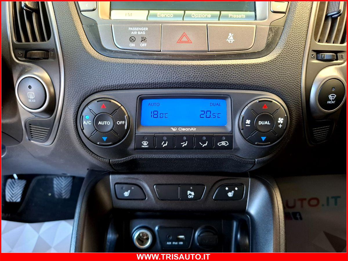 HYUNDAI iX35 1.7 Crdi Xpossible NEOPATENTATI (DOPPIO TETTO PANORAMICO APRIBILE)