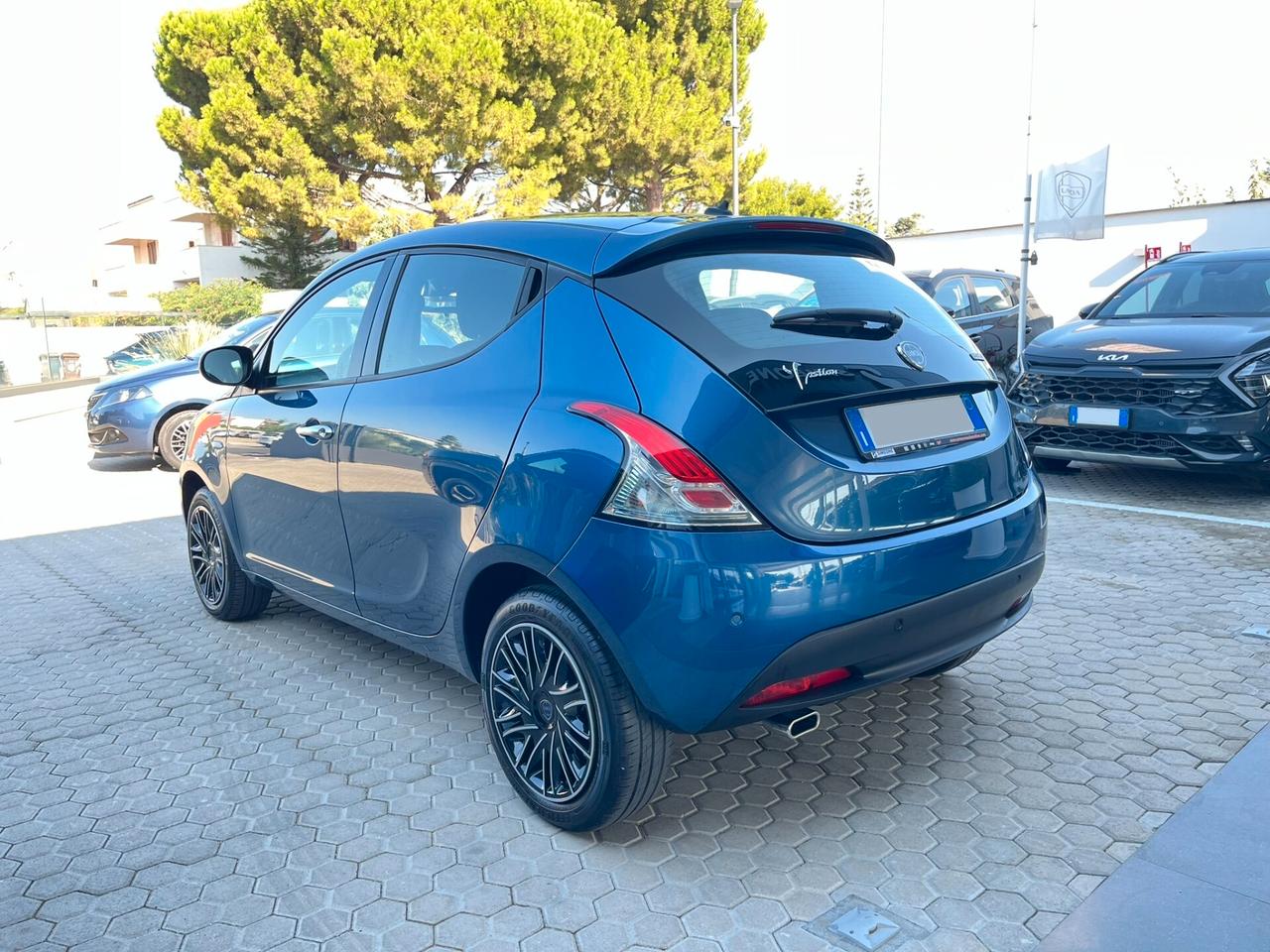 Lancia Ypsilon 1.0 FireFly 5 porte S&S Hybrid Gold