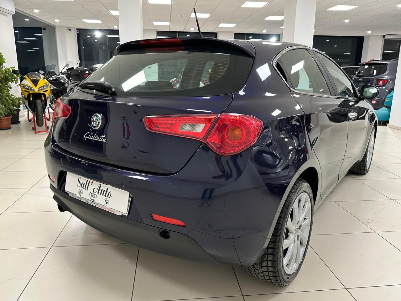 Alfa Romeo Giulietta 1.6 JTDm-2 105 CV Distinctive - 2013