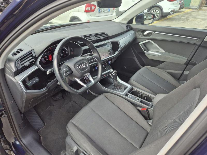 Audi Q3 35 2.0 tdi Business Advanced s-tronic