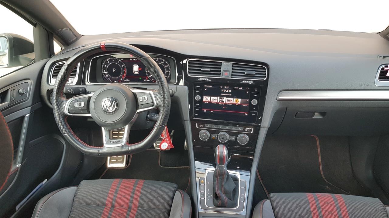 Volkswagen Golf GTI 7.5 GTI DSG TCR ACC - VIRTUAL COCKPIT