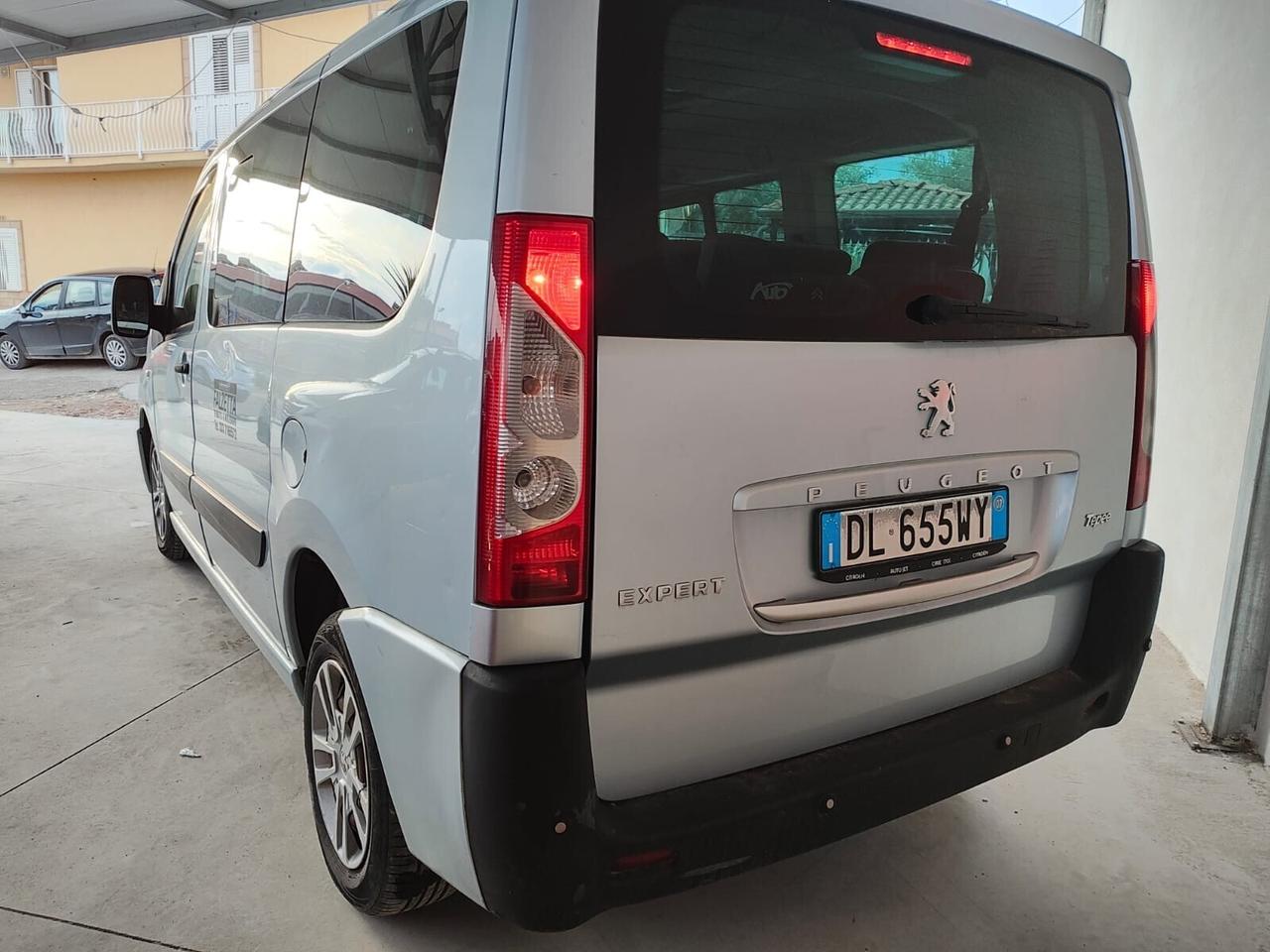 Peugeot Expert Tepee 2.0 HDi 136CV 9 posti