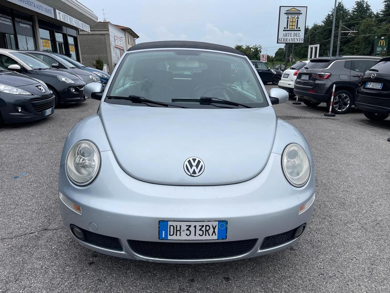 Volkswagen New Beetle 1.6 Cabrio