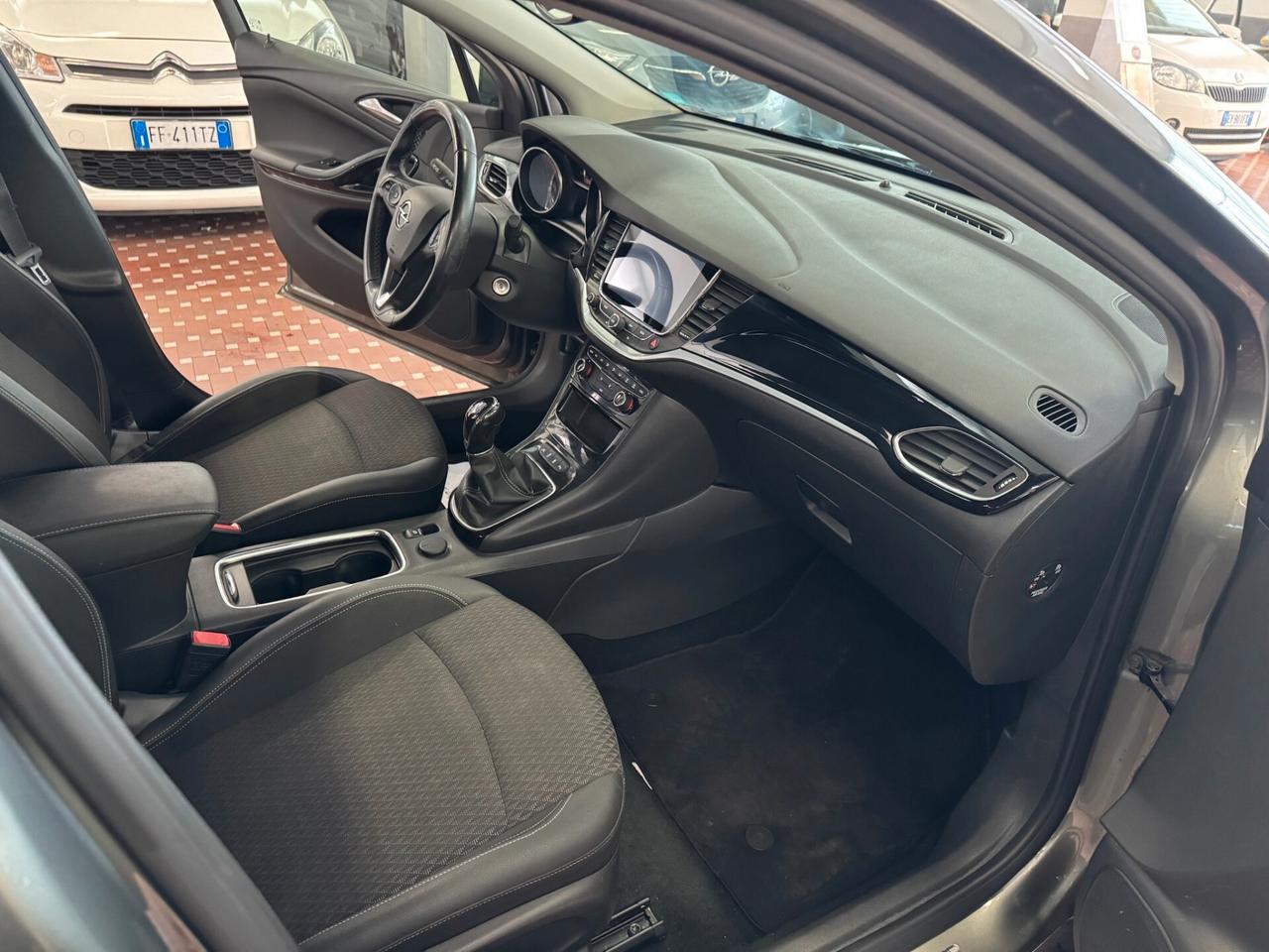 Opel Astra 1.4 Turbo 110CV EcoM Sports Tourer Innovation - UNICO PROPRIETARIO