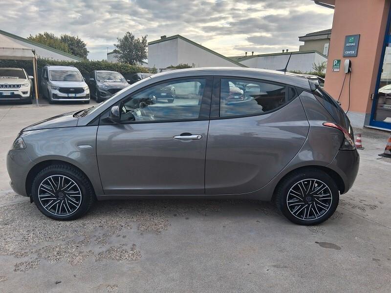 Lancia Ypsilon 1.0 FireFly 5 porte S&S Hybrid Gold (315)