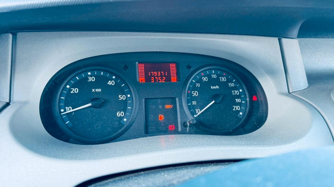 Renault Trafic T29 2.0 dCi/90 PL-TN Passenger Confort