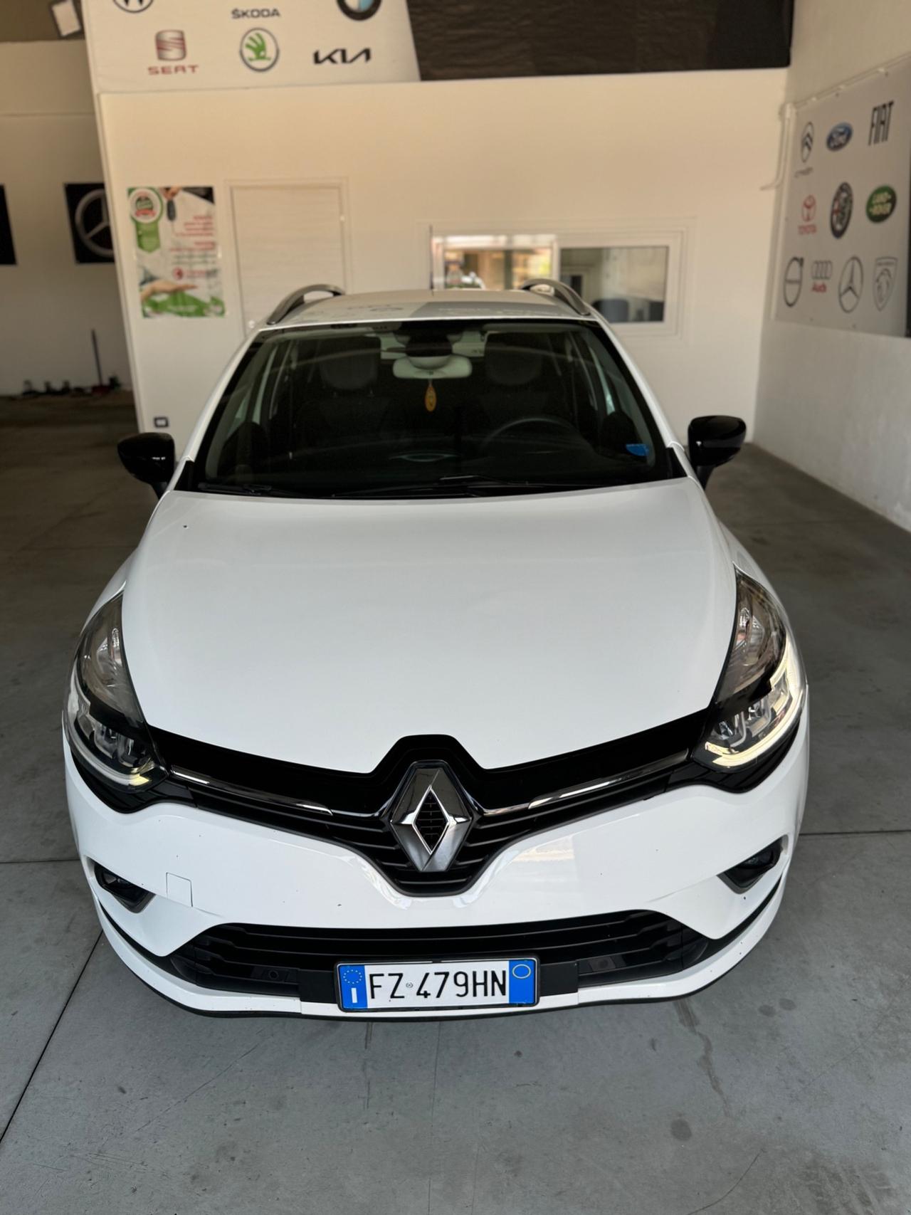 Renault Clio Sporter dCi 8V 75 CV Moschino Intens