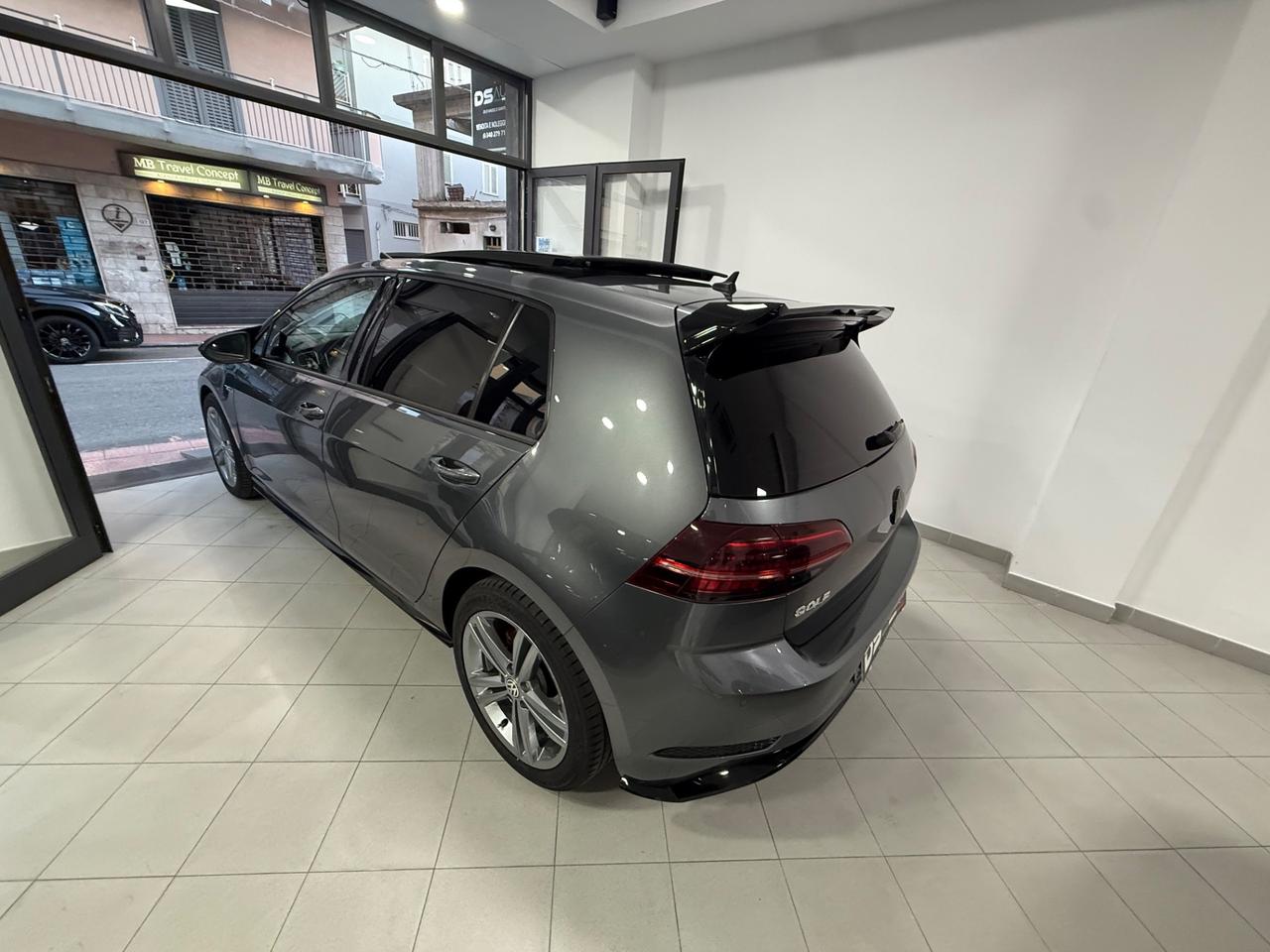 Volkswagen GOLF 1.6 TDI 115 CV DSG SPORT R LINE