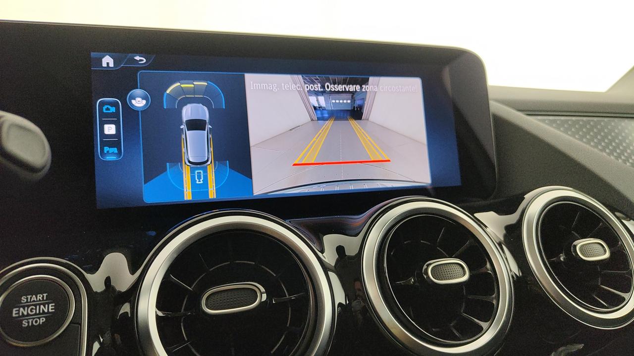 Mercedes-Benz GLA 180 d Progressive Advanced auto