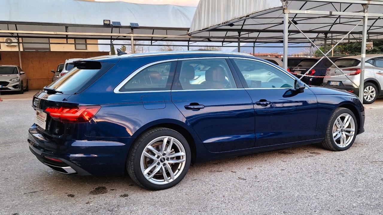 Audi A4 Avant 40 TDI S tronic Business