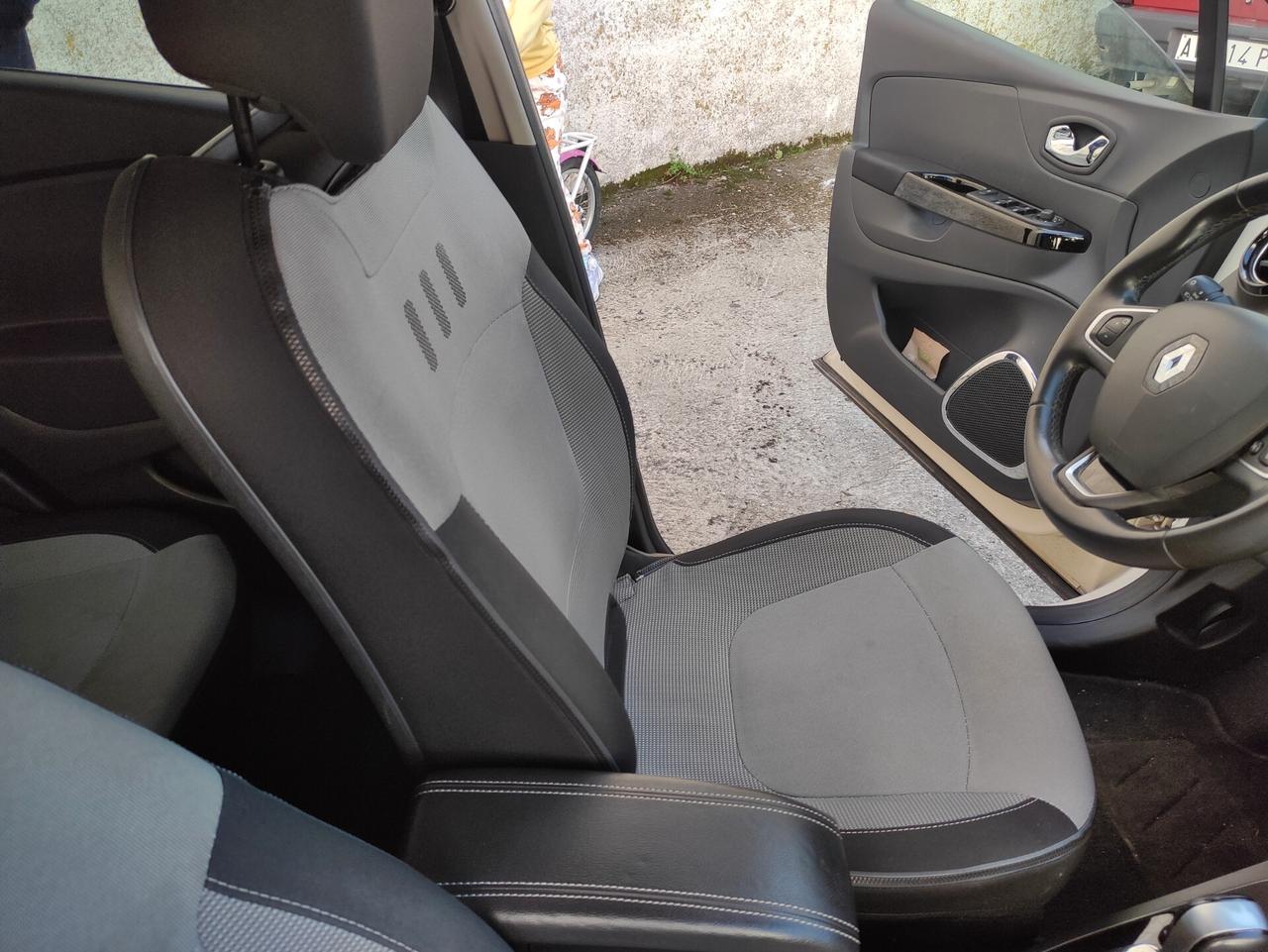 Renault Captur dCi 8V 90 CV Automatica