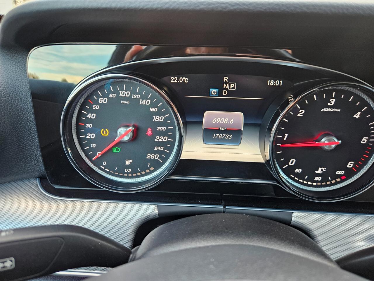 Mercedes-benz E 200 Berlina 9marce