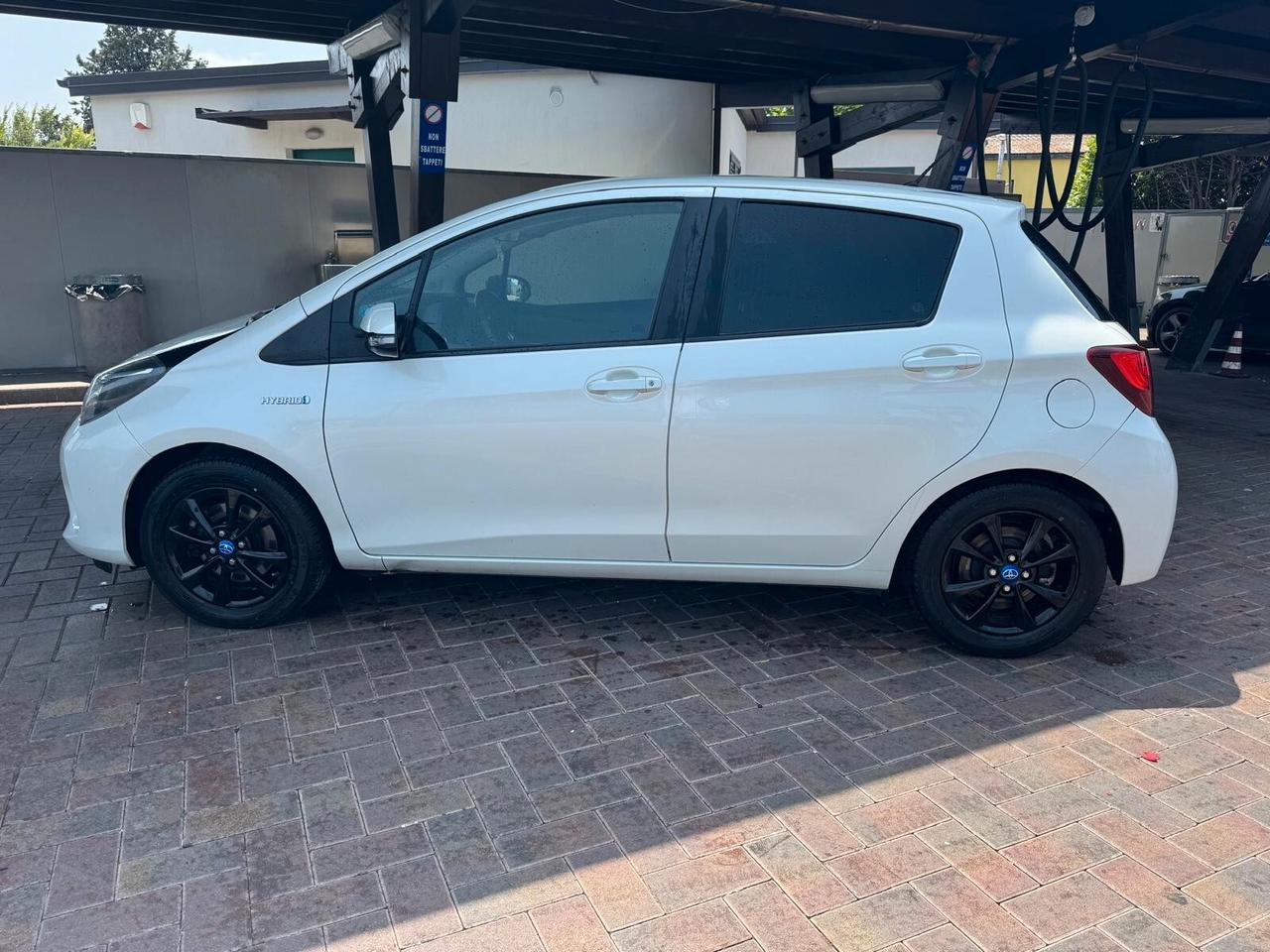 Toyota Yaris hybrid