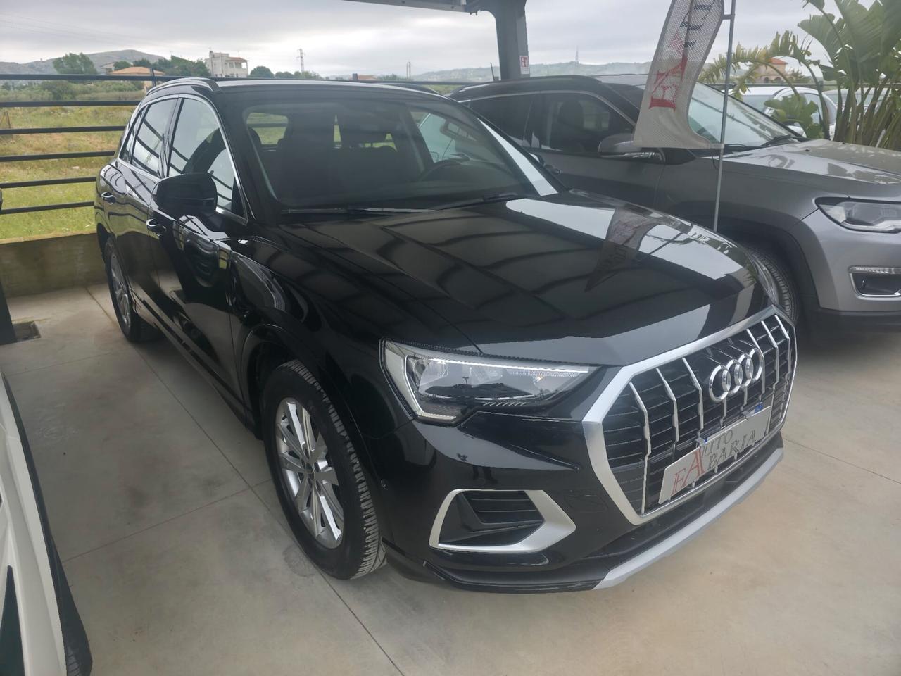 Audi Q3 35 TDI Business Advanced