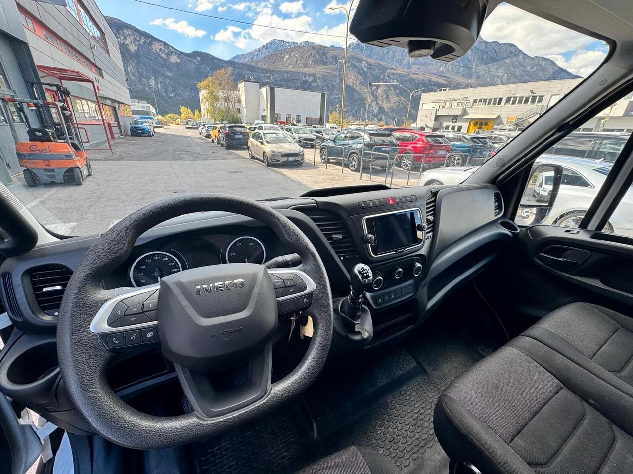 Iveco Daily 35s14 L2 H2