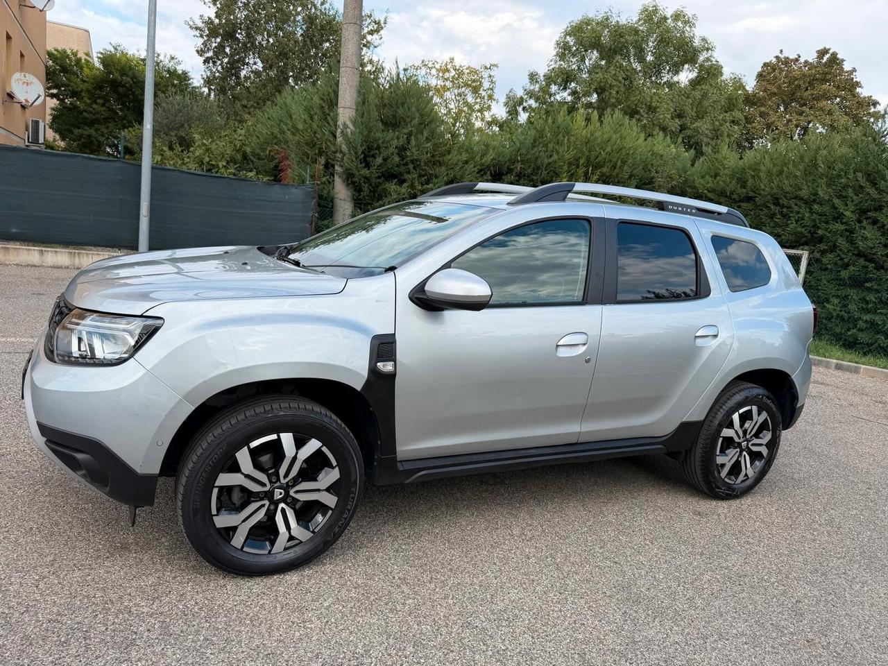 Dacia Duster 1.0 tce Gpl - NAV. - NEOP. - 12 MESI DI GARANZIA -