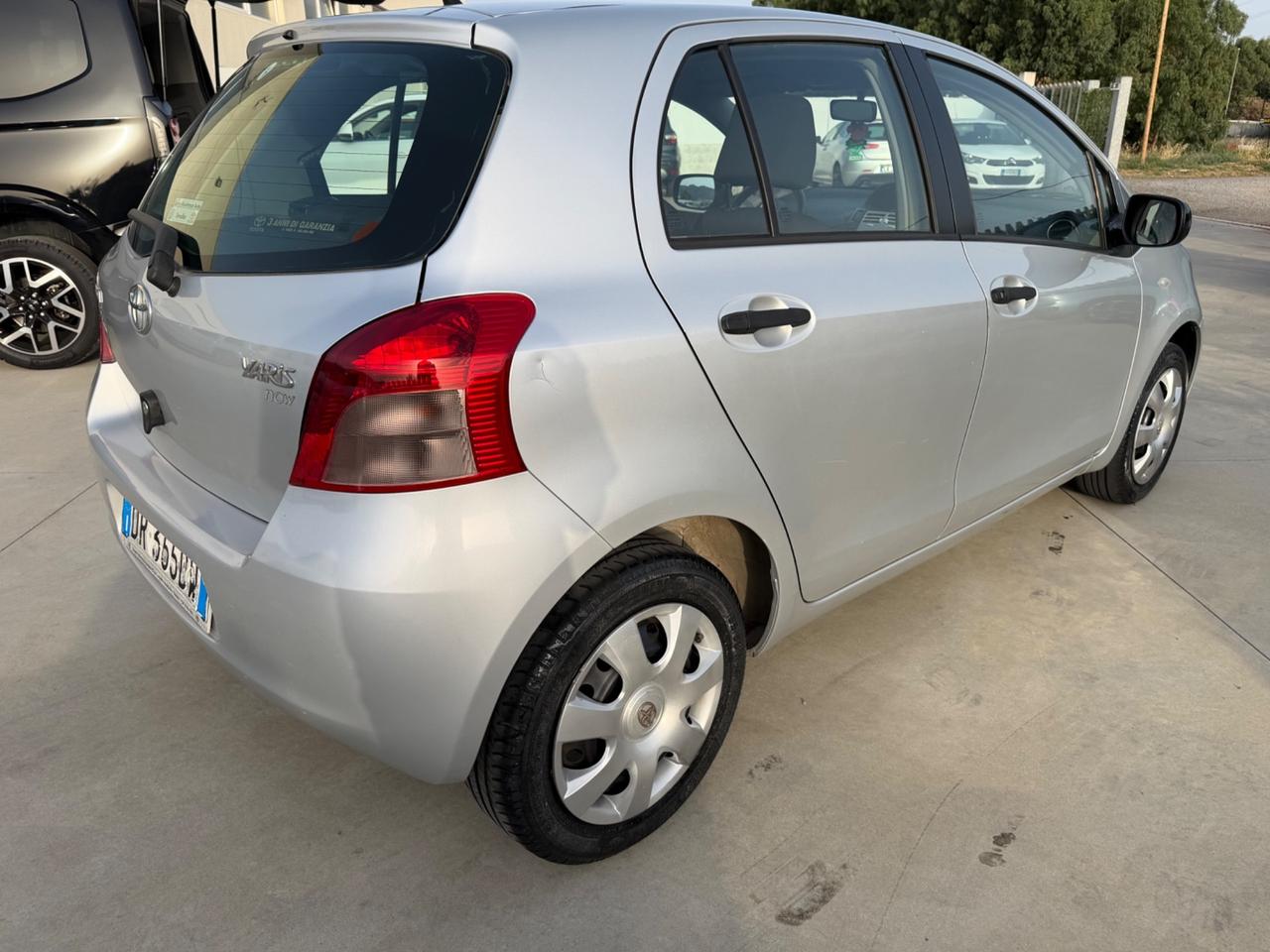 Toyota Yaris 1.0 5 porte “60 Mila Km”