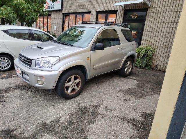 TOYOTA RAV 4 2.0 Tdi D-4D GPL-GANCIO TRAINO-VISTA E PIACIUTA