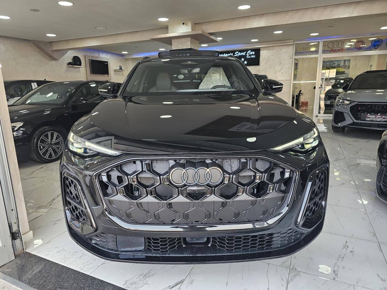 Audi Q5 SPB 40 TDI quattro S tronic Identity Black