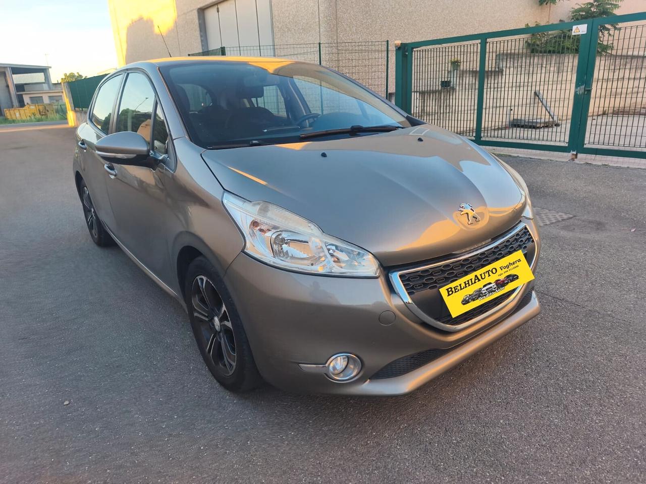 Peugeot 208 2014---1.4 Diesel Neopatentati
