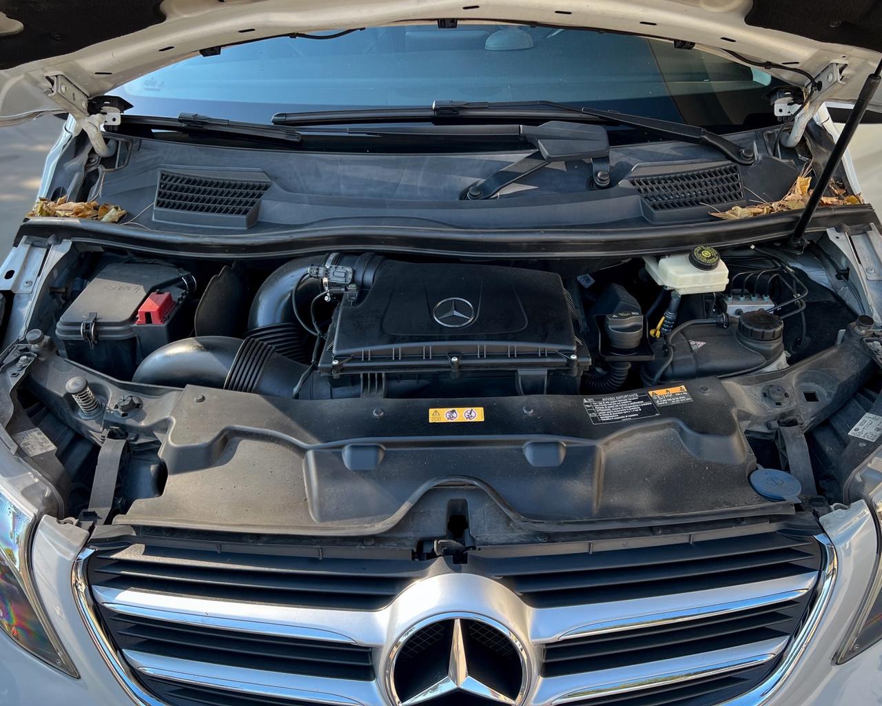 Mercedes-benz V 220 d