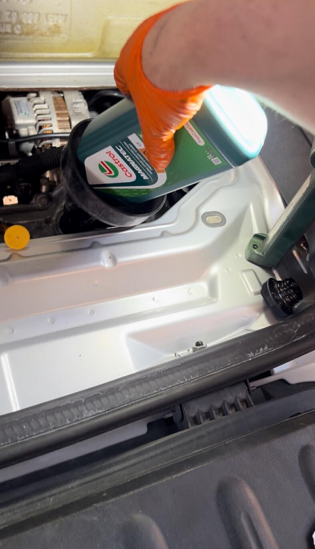 Smart ForTwo SERVOSTERZO INTERNO PELLE