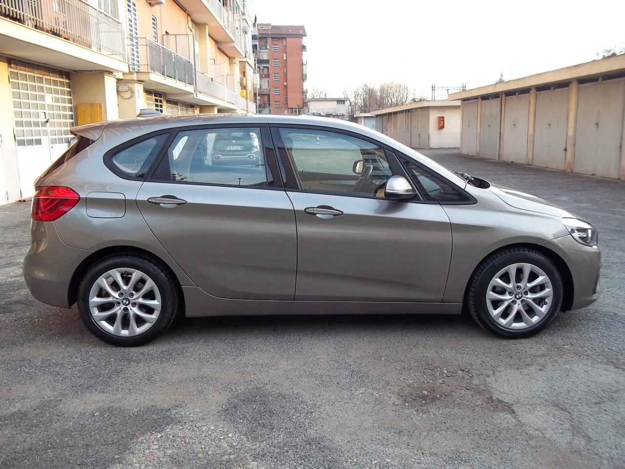 Bmw 216d Active Tourer Luxury Cambio Automatico/Sequenziale uniproprietario 71.300km!! E6B